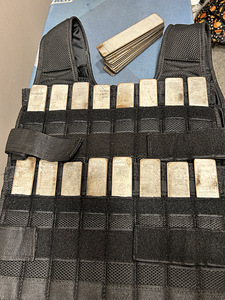 4,5 kg kaaluv vest intensiivseks treeninguks. (3 foto / 4)