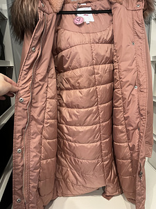 Розовое пальто (3 фото из 4)