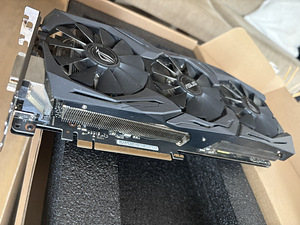 Asus Rog Strix GTX 1070 8GB видеокарта (1 фото из 2)
