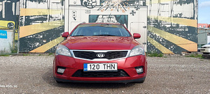 KIA Ceed 2009 CRDi 1.6 (Diesel, automat) (2 foto / 10)