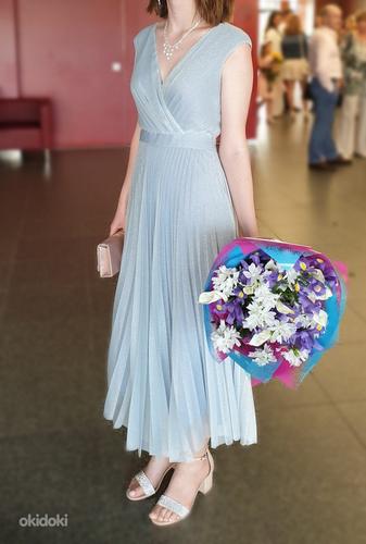 Голубое праздничное платье (фото #1)