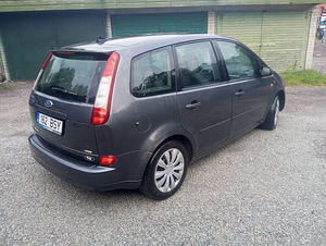 Продам хороший Ford C-max. Стоимость регистрации 55 евро. (4 фото из 8)