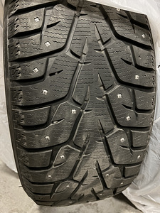 Talve naastrehvid YOKOHAMA 255/45R19 (2 foto / 5)