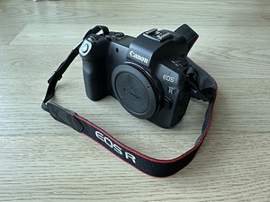Тушка Canon R (4 фото из 6)