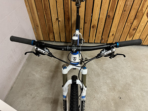 Trek Superfly 9.7 Carbon Maastikuratas (4 foto / 8)