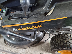 Muruniiduk-traktor McCulloch (4 foto / 5)