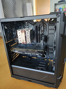 Ryzen™ 5 3600XT/GTX 1080Ti/16GB/M2+HDD Gamer PC (8 foto / 8)