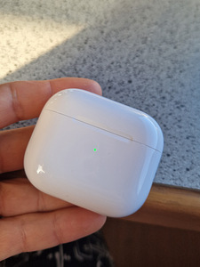 Airpods 3 (2 фото из 2)