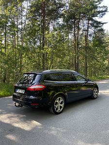 Ford Mondeo (4 foto / 8)