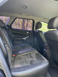 Ford Mondeo (8 foto / 8)