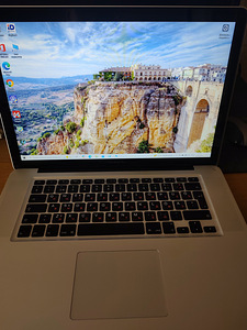 MacBook Pro / Windows 10 pro (1 foto / 5)