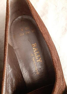 Seemisnahast monk-rihmikud Bally (7 foto / 9)