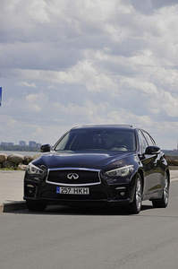 Infiniti q50 (1 foto / 15)