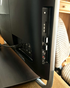 Arvuti monoblokk HP ENVY 23 TouchSmart (5 foto / 5)