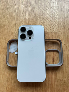 iPhone 14 Pro 256GB (3 фото из 4)