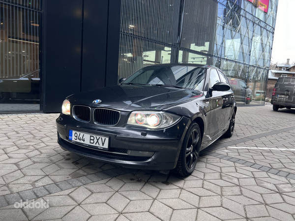 Авто BMW 120i (фото #4)