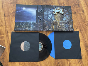 Grupi album ghost (2 foto / 7)