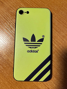 Чехлы на iPhone 8 (2 фото из 8)