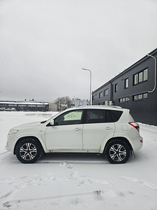 2013 Toyota RAV4 2.2 D-Cat 110 kW (8 foto / 13)