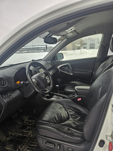2013 Toyota RAV4 2.2 D-Cat 110 kW (8 foto / 10)