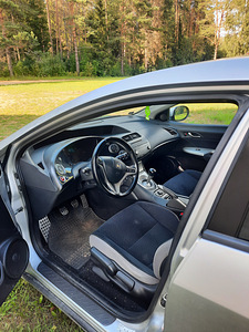 Honda civic (3 foto / 6)