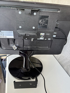 Samsung 23” (6 foto / 6)