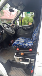 Mersedes Benz Sprinter 2.7 115kw (5 foto / 10)
