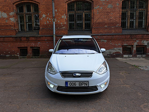 Фейслифтинг Ford Galaxy (4 фото из 10)