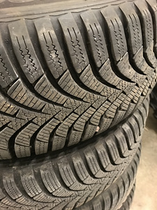 195/65/r15 Hankook зима (3 фото из 9)