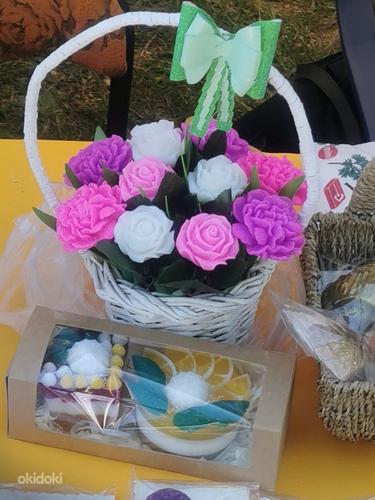 Подарок, букет корзина цветов из мыла ручной работы (фото #2)