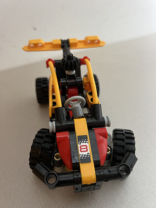 Lego (1 foto / 3)