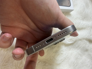 Müüa iPhone 15 Pro 256 GB. (5 foto / 5)