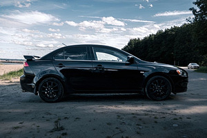 Mitsubishi lancer 2008 (3 foto / 10)