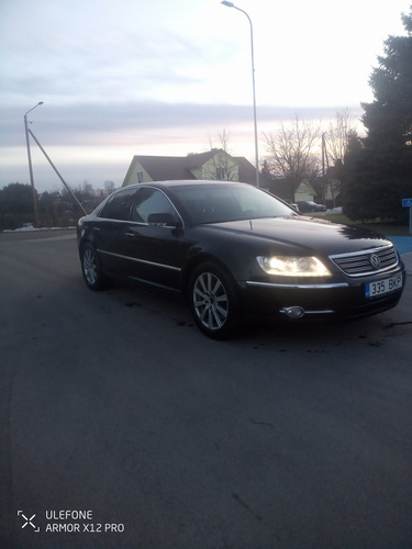 VW Phaeton