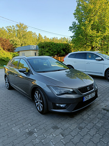Seat Leon ST Fr (2 foto / 8)