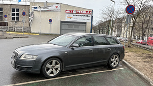 Audi A6 C6 3.0TDI S-LINE (7 foto / 11)