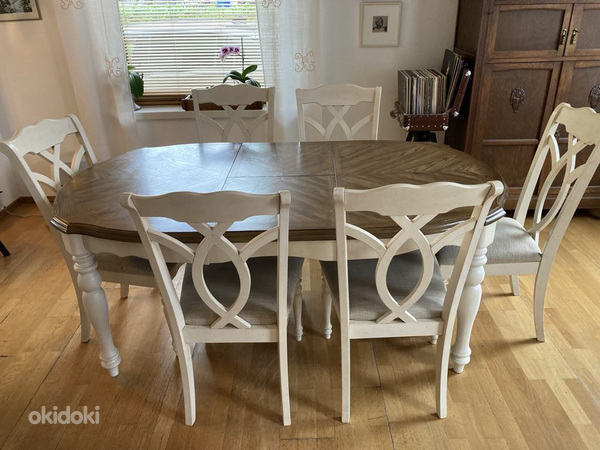 Söögilaud ja 6 tooli