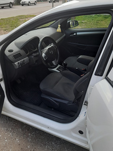 Продам Opel Astra H 2009р. (5 фото из 8)