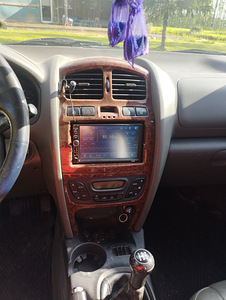 M/V Hyundai santa fe 2.0 diisel (5 foto / 9)