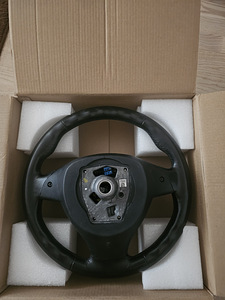 Müüa BMW f01,f10,f11 rool airbag (2 foto / 2)