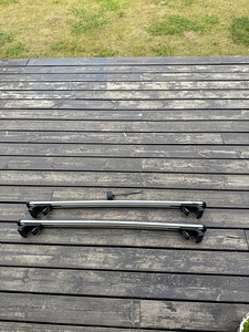 Thule AeroBar Katuseraamid/Thule AeroBar дуги (1 фото из 7)