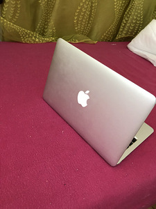 Macbook müüa (2 foto / 4)