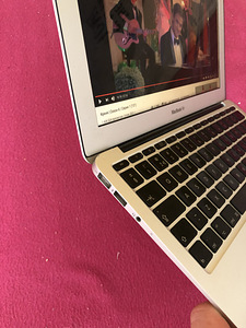 Macbook müüa (3 foto / 4)