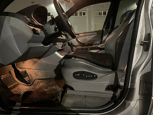 BMW X5 (10 foto / 12)