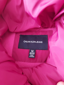 Продам пуфер от бренда Calvin Klein. (3 фото из 4)