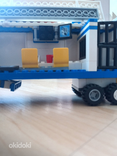 LEGO POLICE TRUCK (foto #4)