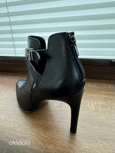Uued naiste kingad Hõgl (foto #1)