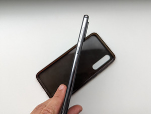 Xiaomi Mi9 SE (128 Gb) (7 foto / 8)