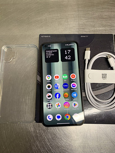 Nothing Phone 1 (8/128 Gb) (6 foto / 7)