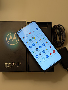 Motorola Moto G8 Power (4 foto / 10)